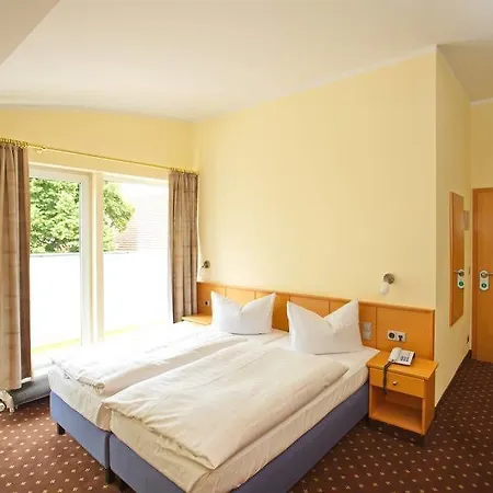 Garni-hotel Zum Alten Ratskeller Szálloda 2*