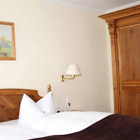 Szálloda Garni-hotel Zum Alten Ratskeller Vetschau