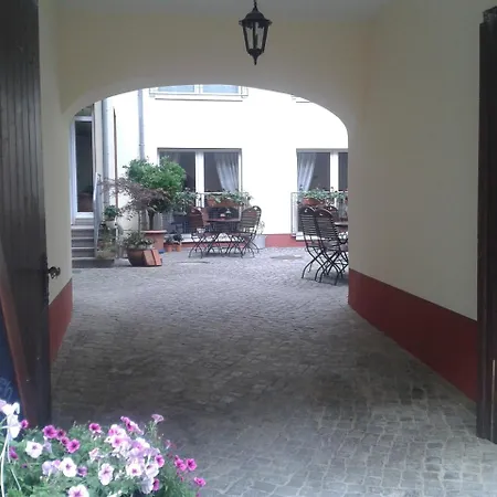 Garni-hotel Zum Alten Ratskeller Szálloda