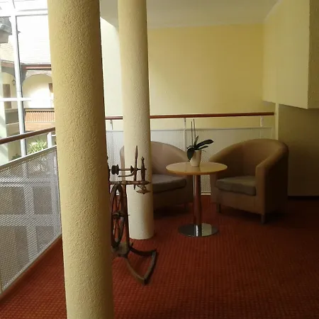 Garni-hotel Zum Alten Ratskeller 2*