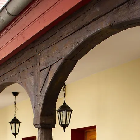 Garni-hotel Zum Alten Ratskeller 2* Vetschau