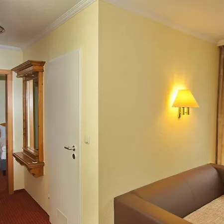 酒店 Garni-hotel Zum Alten Ratskeller 韦茨乔