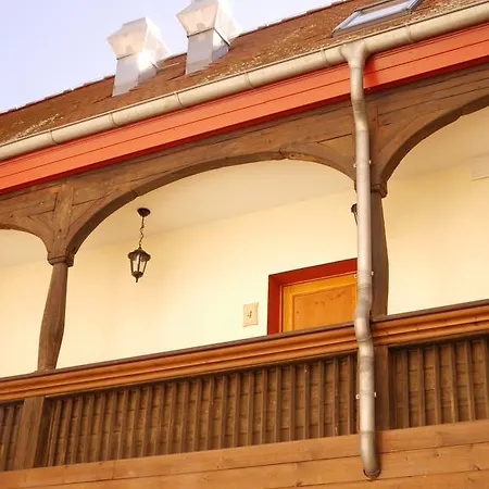 Garni-hotel Zum Alten Ratskeller 2* Vetschau