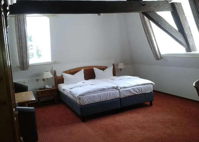 فندق Garni-hotel Zum Alten Ratskeller 2*