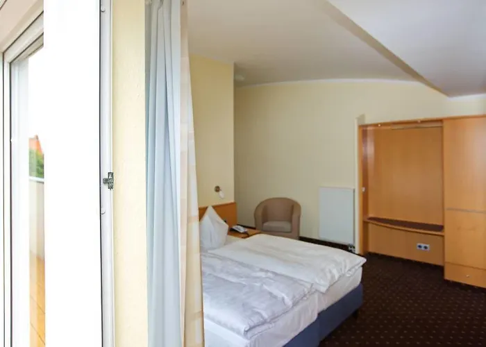 Garni-hotel Zum Alten Ratskeller Hotel 2*