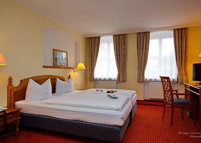 Garni-hotel Zum Alten Ratskeller فندق فتشاو