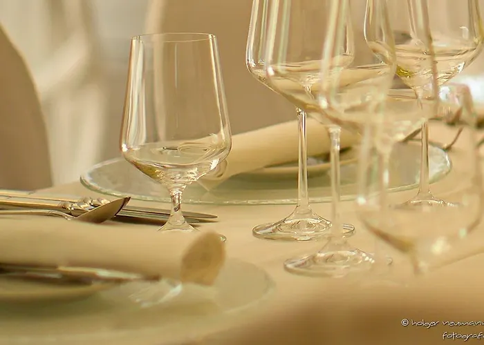 Garni-hotel Zum Alten Ratskeller 2* فتشاو