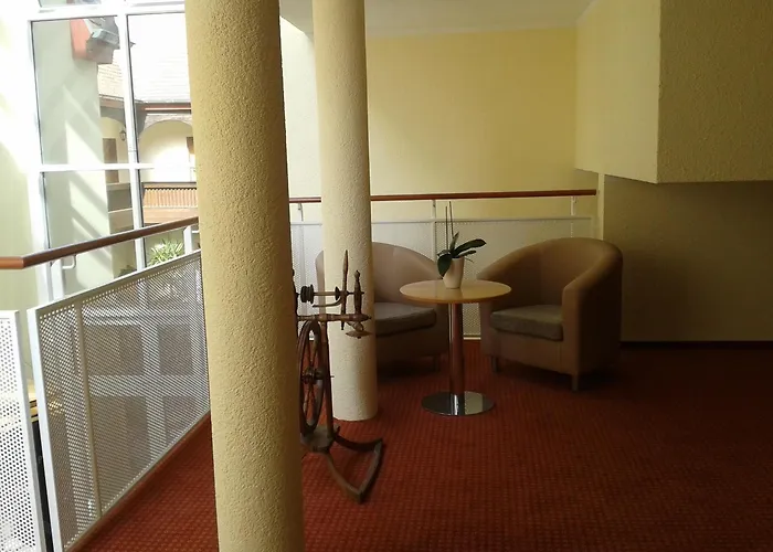 Garni-hotel Zum Alten Ratskeller 2*