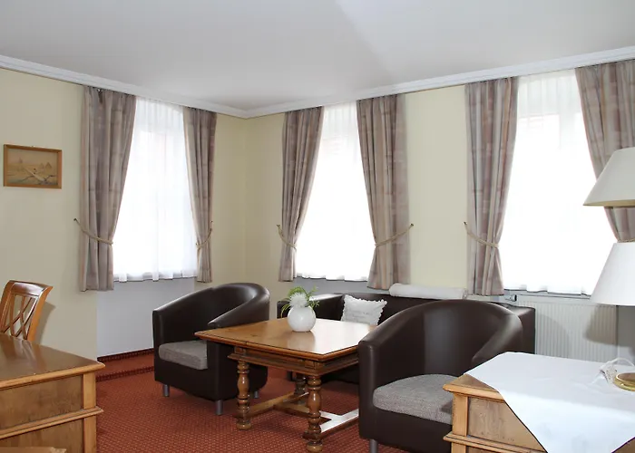 Garni-hotel Zum Alten Ratskeller فندق 2*