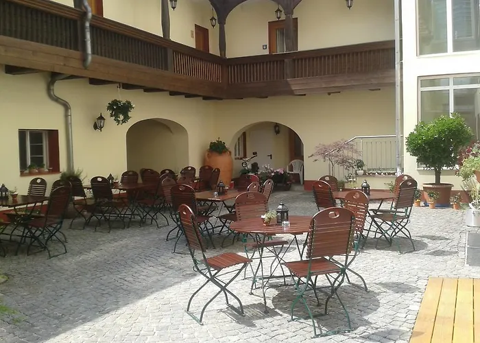 Garni-hotel Zum Alten Ratskeller Hotel 2*